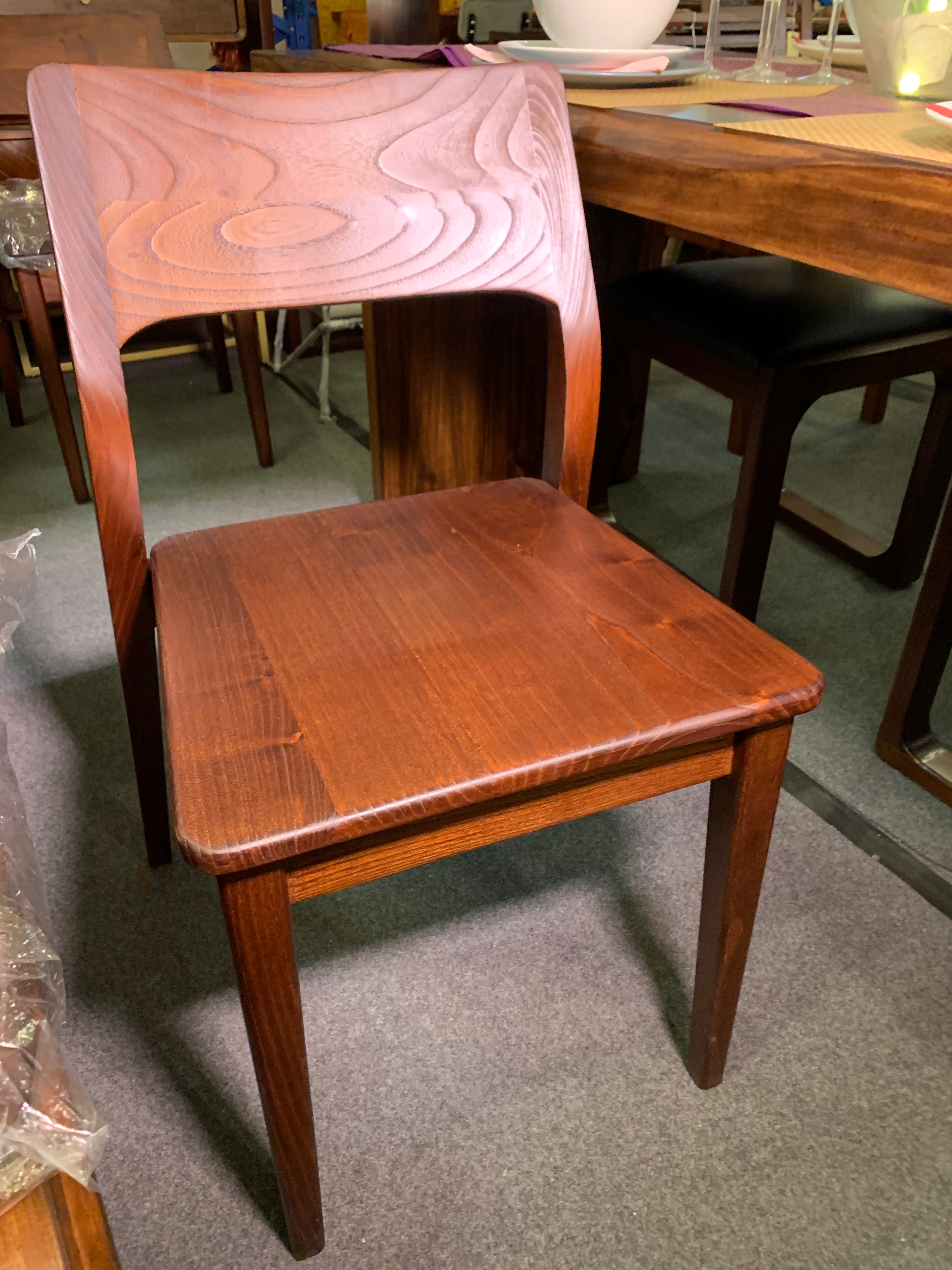RADISSON Providence Chair Teak - Min purchase of 2 CH 052 PFL W/C (Walnut / Mahogany)