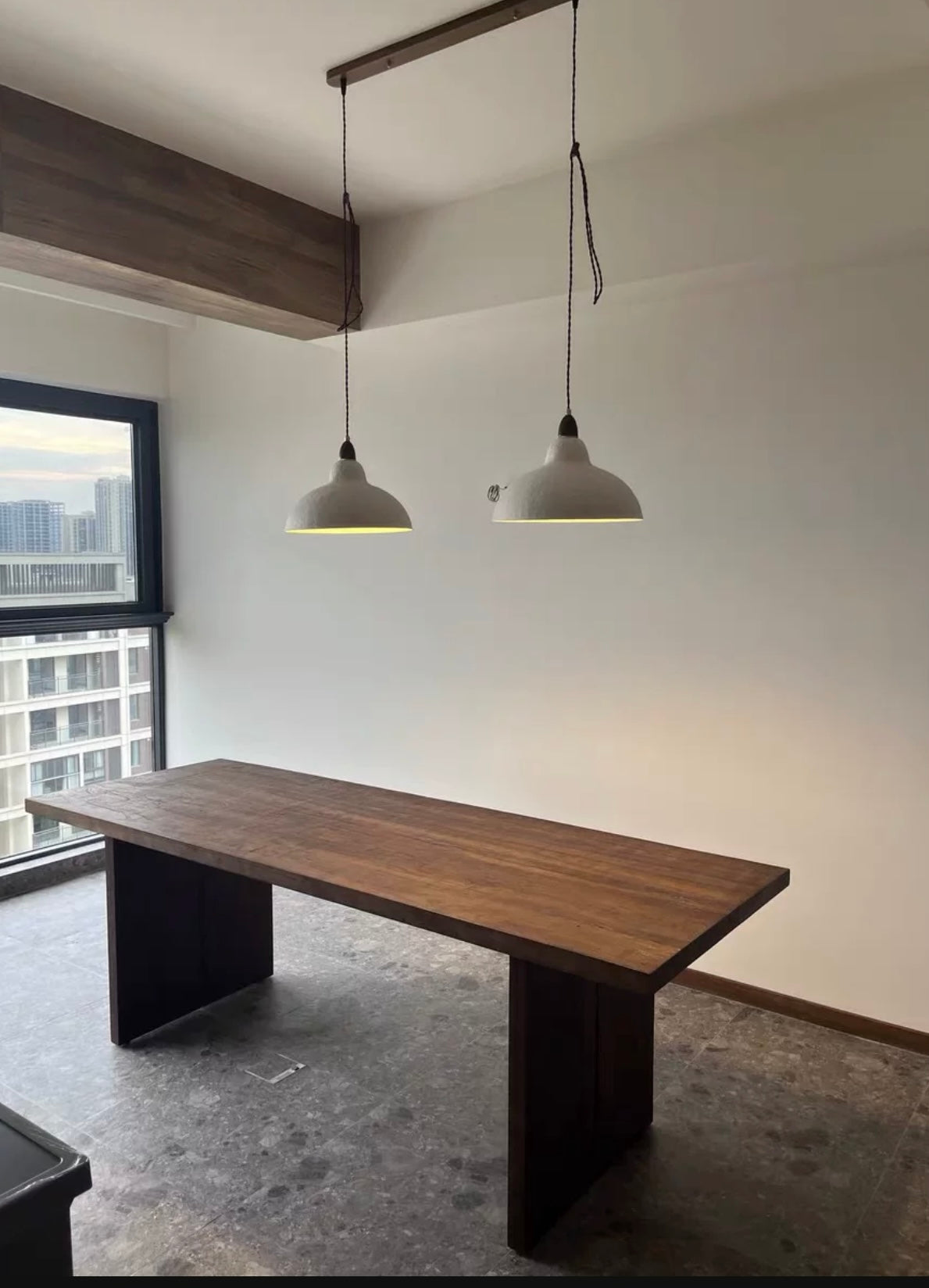 BRADYA Dining Table Natural Straight Edge / Live Edge Hardwood