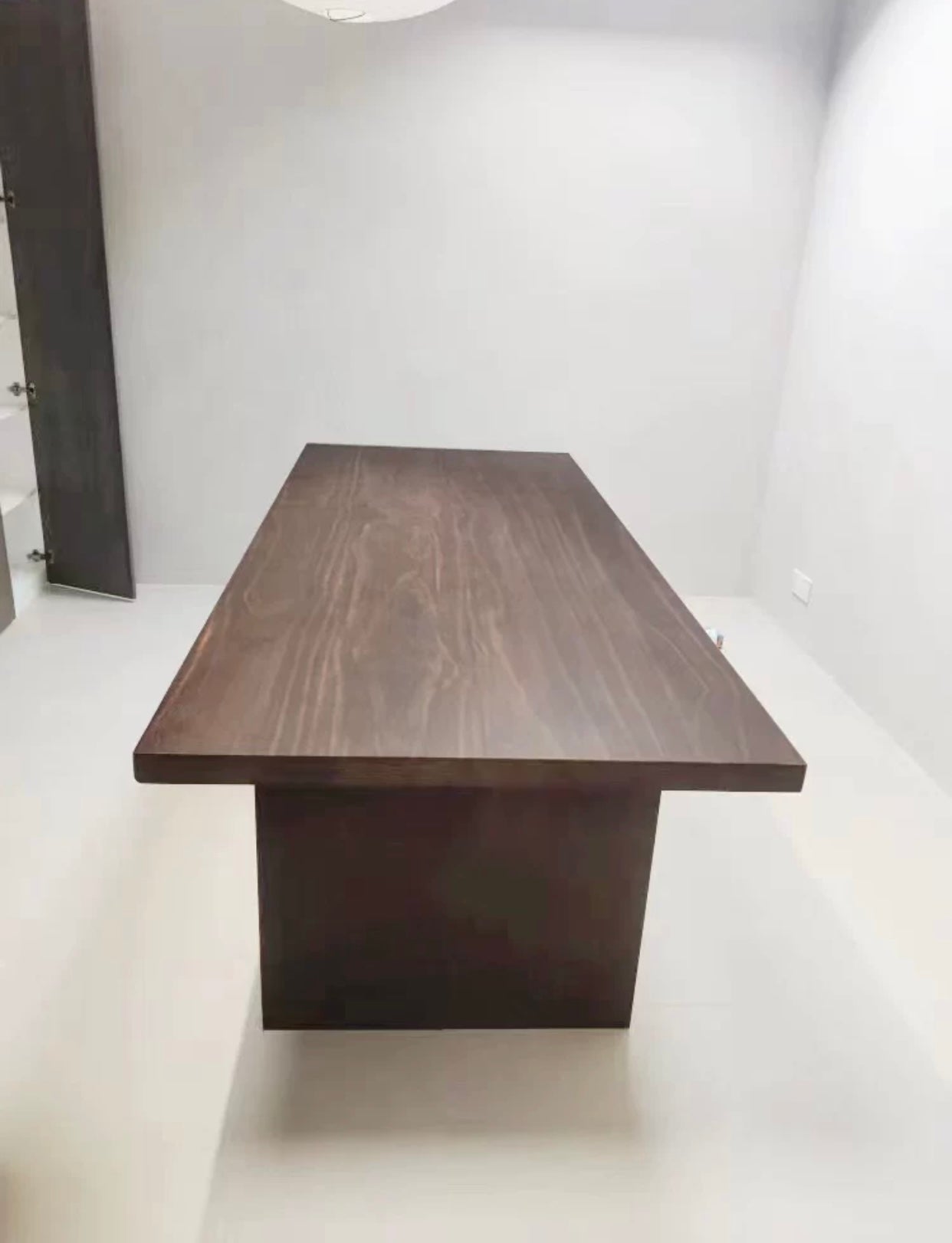 BRADYA Dining Table Natural Straight Edge / Live Edge Hardwood