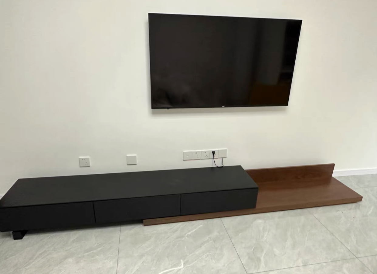 DAEG SHERATON Scandinavian Solid Wood Veneer Extendable TV Console