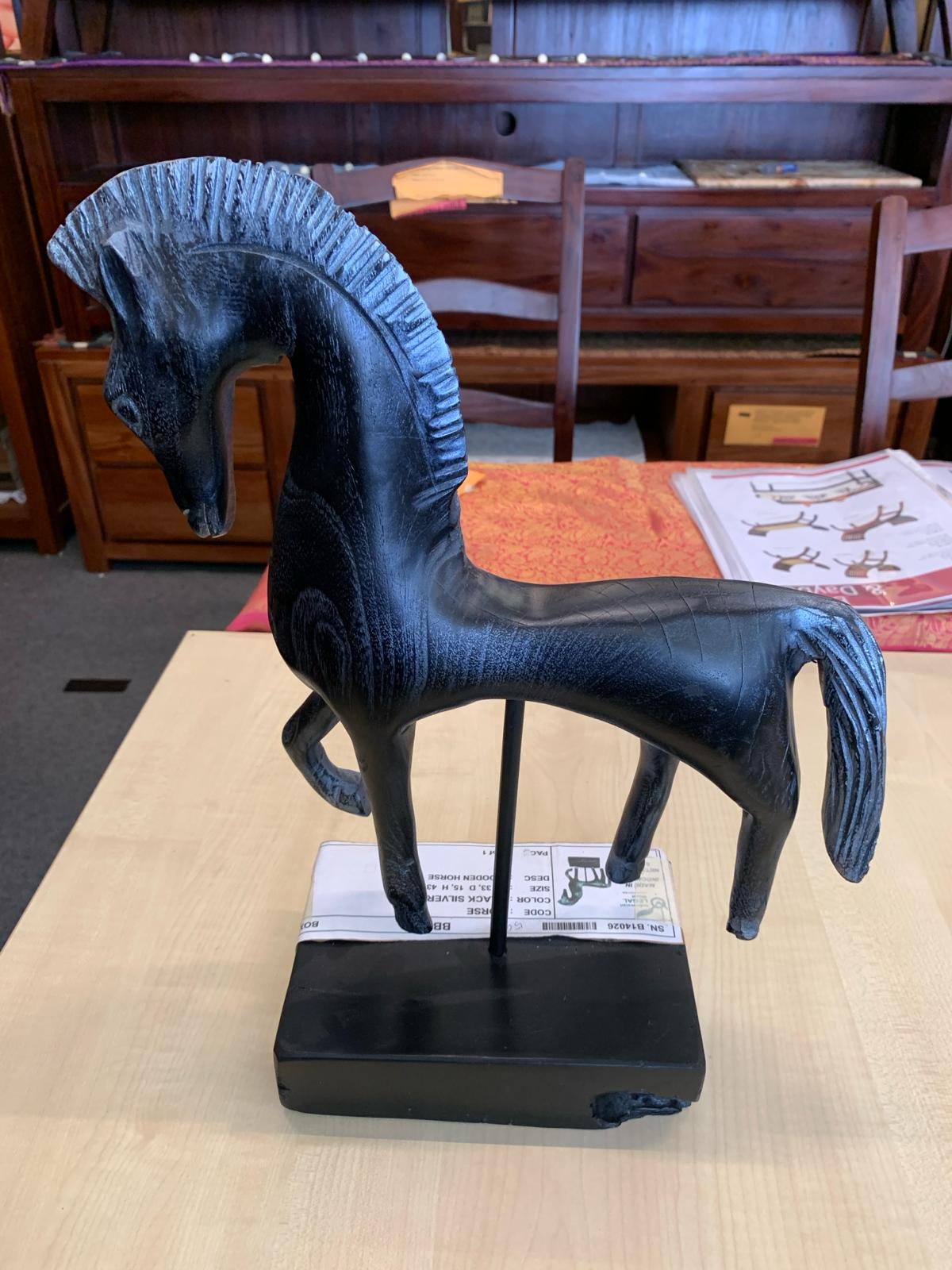 Wooden Horse Black Silver / Natural