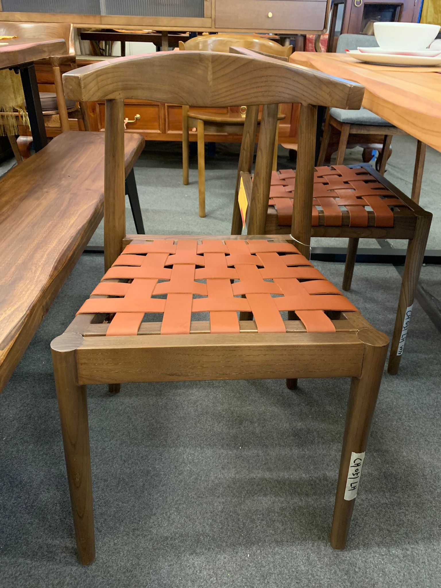 Elliot Teak Leather Dining Chair CH 051 LH (WN) (AL) (Almond / Walnut color)