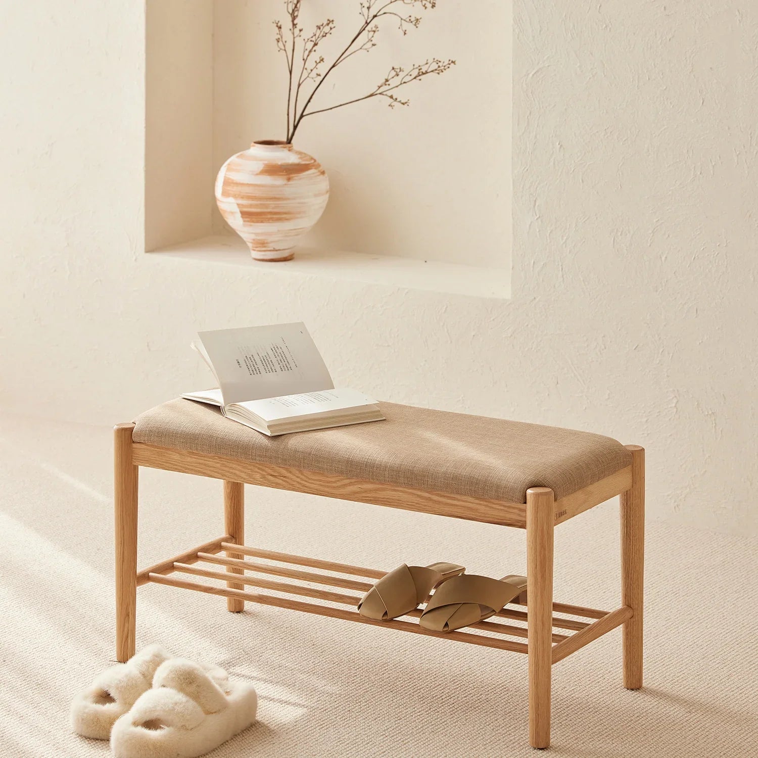 Scandinavian Oak Wood Shoe Changing Bench FUJI